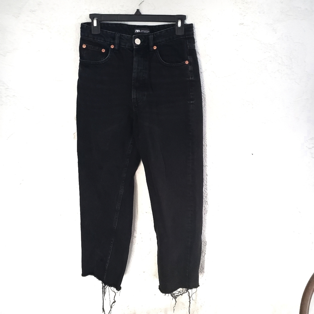 Zara Straight Black Buttonfly high rise je…